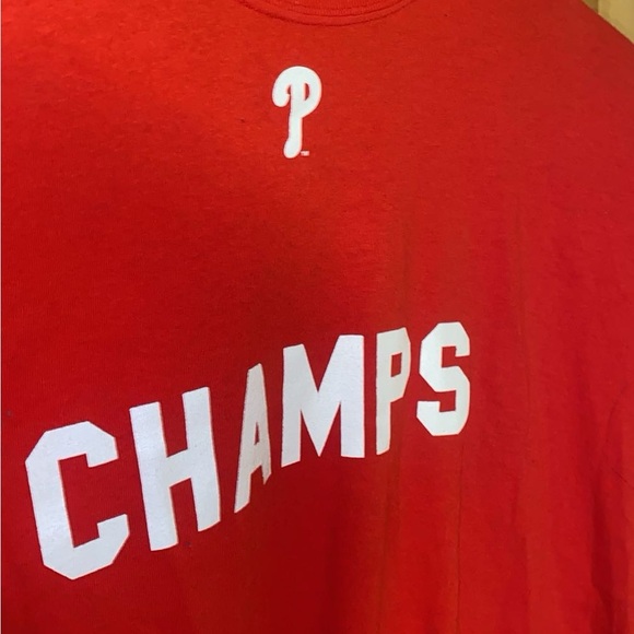 Phillies 2009 opening night champs t-shirt. - Picture 2 of 5